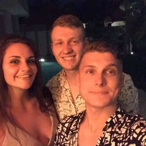 Meet your Posher, Zachary